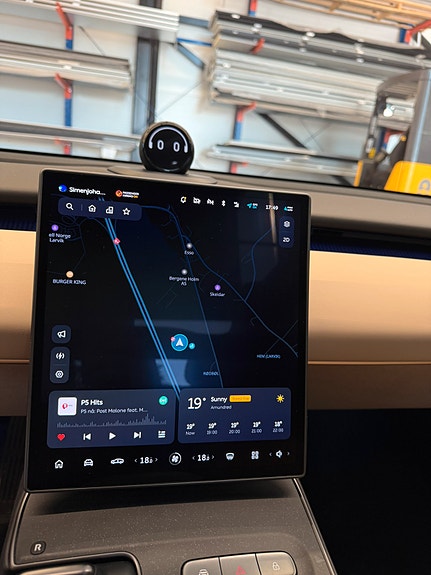 NIO ET5 25 of 26