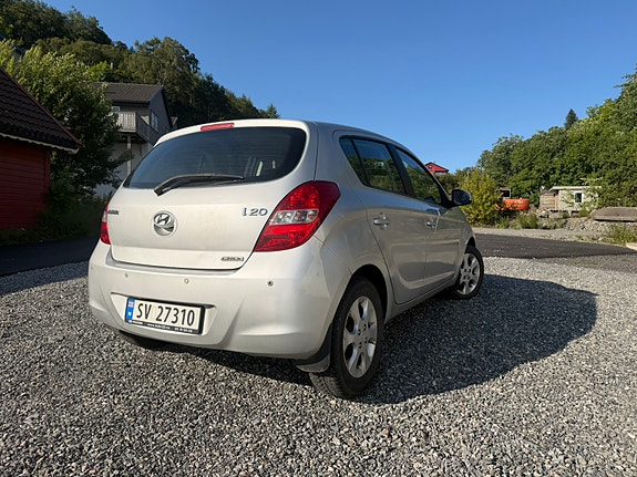 Hyundai i20 6 of 25