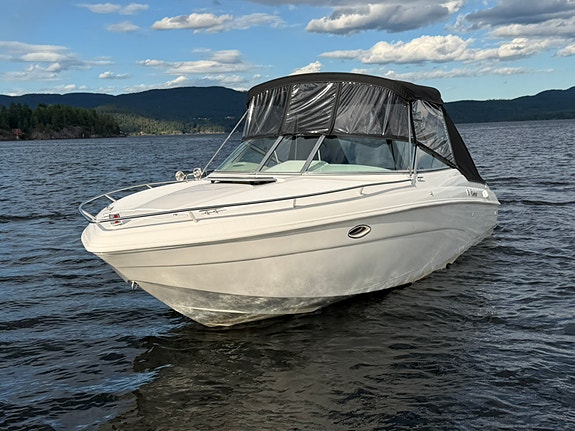 Meget hel og pen Rinker Captiva 272 med ny motor og drev i 2018 inkl henger 2 of 5