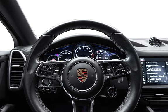 Porsche Cayenne Coupe 26 of 30