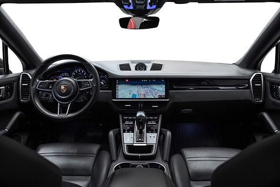 Porsche Cayenne Coupe 25 of 30