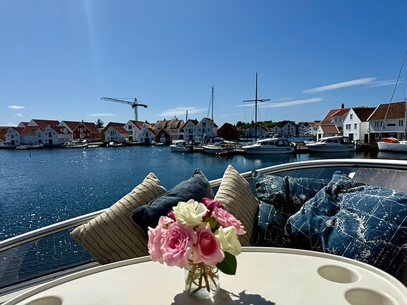 Oppgradert, trygg og romslig familiebåt. 3 lugarer. 8 of 30