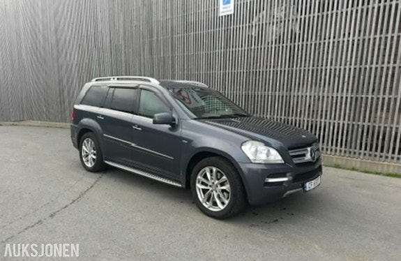 Mercedes-Benz gl 3 of 5