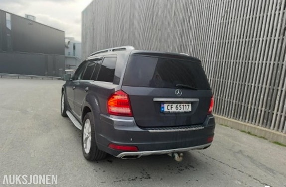 Mercedes-Benz gl 5 of 5