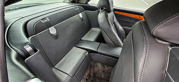 Mercedes-Benz SL500 21 of 30