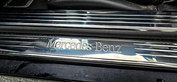 Mercedes-Benz SL500 22 of 30