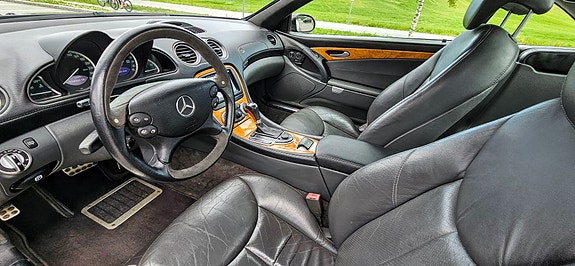 Mercedes-Benz SL500 10 of 30