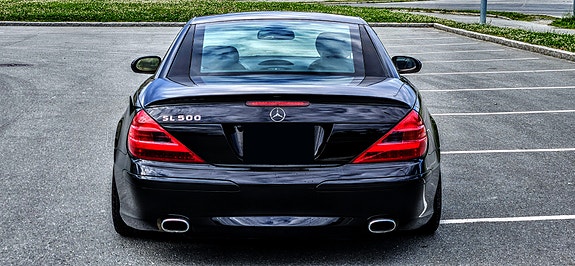 Mercedes-Benz SL500 6 of 30