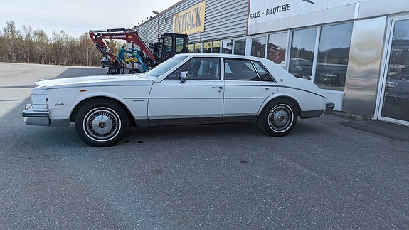 Cadillac Seville 27 of 30
