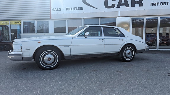 Cadillac Seville 3 of 5