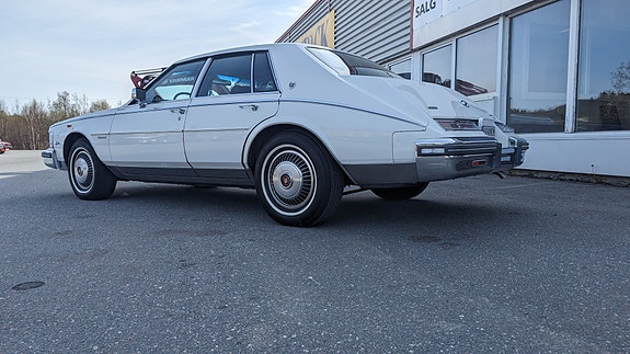 Cadillac Seville 5 of 5