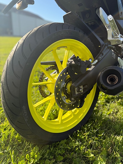 Yamaha MT-125 12 of 15