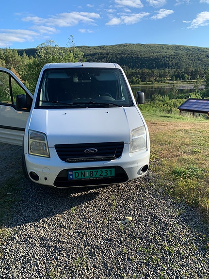 Ford Transit Connect 2 of 5