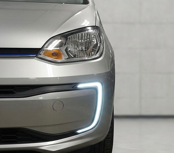 Volkswagen UP! 5 of 5