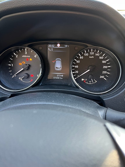 Nissan Qashqai 16 of 16