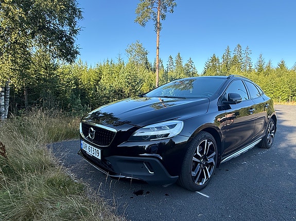 Volvo V40 Cross Country 4 of 5