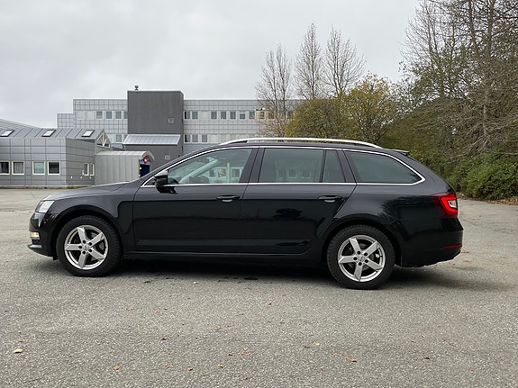 Skoda Octavia 5 of 23