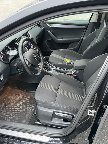Skoda Octavia 19 of 23