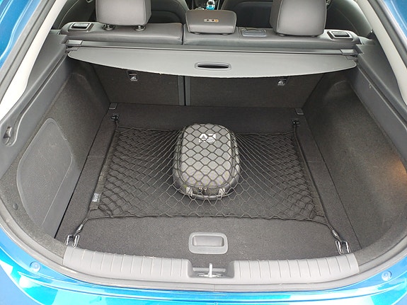 Hyundai IONIQ 16 of 17
