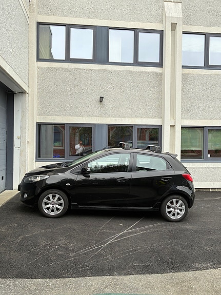 Mazda 2 5 of 5