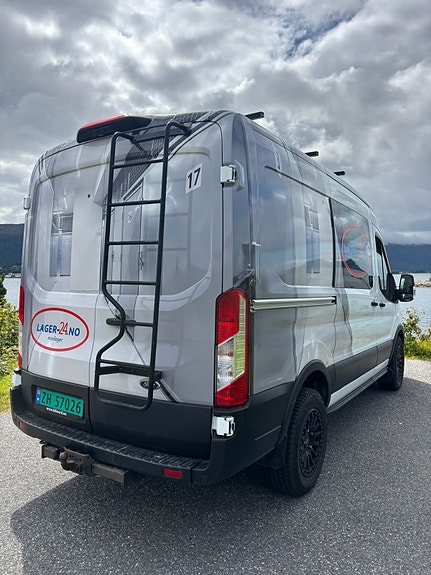 Ford Transit 350 L2 Van 3 of 5