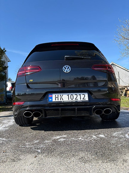 Volkswagen Golf VII 4 of 5