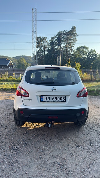 Nissan Qashqai 4 of 5