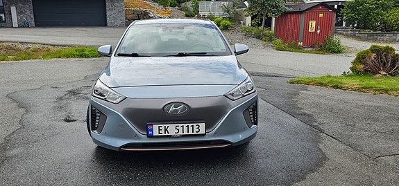 Hyundai IONIQ 2 of 14