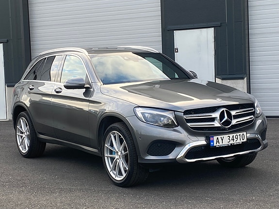 Mercedes-Benz GLC350 e 5 of 5