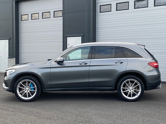 Mercedes-Benz GLC350 e 9 of 30