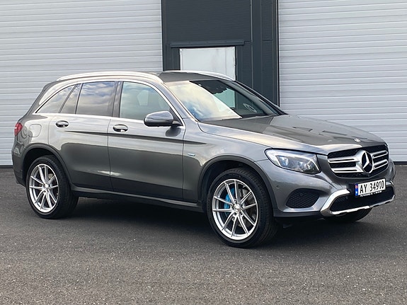 Mercedes-Benz GLC350 e 7 of 30