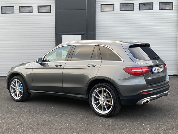 Mercedes-Benz GLC350 e 10 of 30
