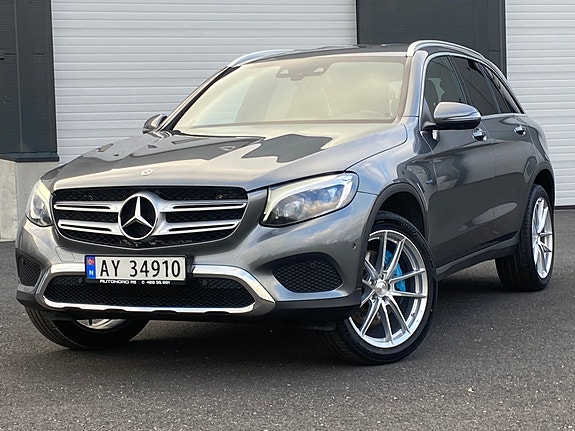 Mercedes-Benz GLC350 e 4 of 5