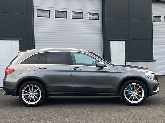 Mercedes-Benz GLC350 e 8 of 30
