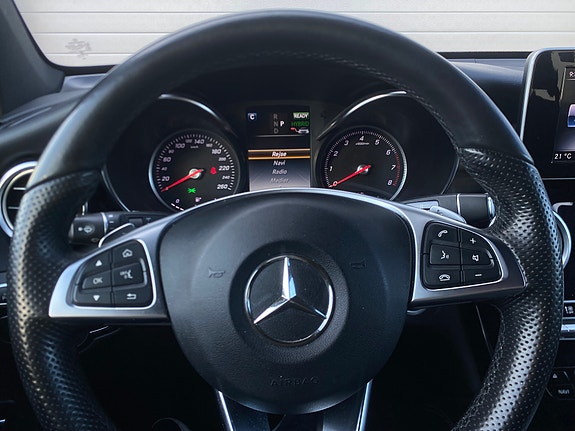 Mercedes-Benz GLC350 e 22 of 30