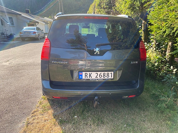 Peugeot 5008 3 of 5