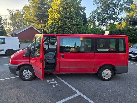 Ford Transit 300M Kombi 5 of 5