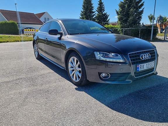 Audi A5 4 of 5