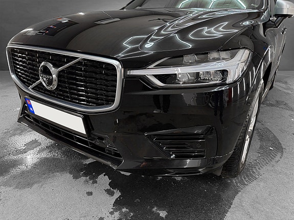 Volvo XC60 3 of 5