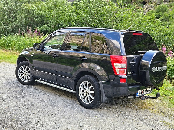 Suzuki Grand Vitara 5 of 5