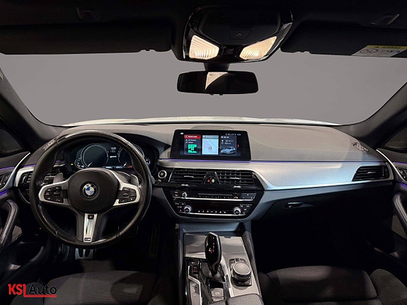 BMW 530e 18 of 30