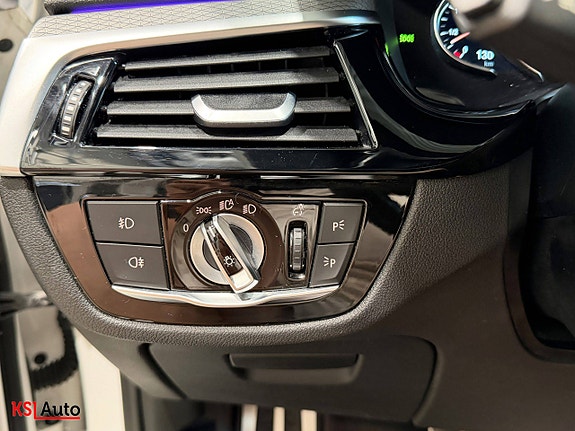 BMW 530e 22 of 30