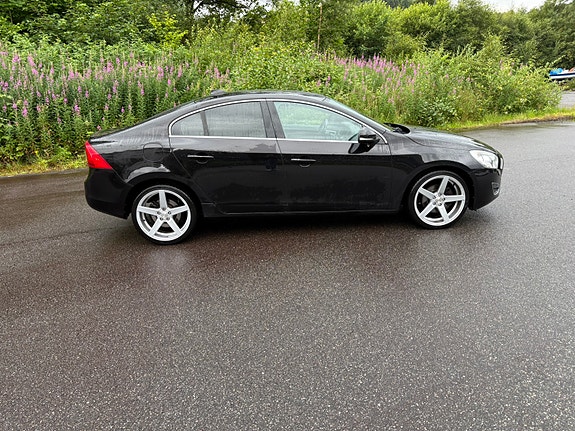 Volvo S60 6 of 14