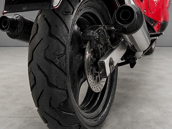 Suzuki GSX-F 750 | Veteran | Slingshot | Givi | Ny service | 98hk 12 of 14