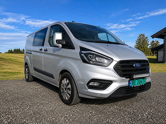 Ford Transit Custom 320L 3 of 5