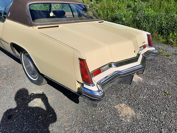 Oldsmobile Toronado 21 of 30