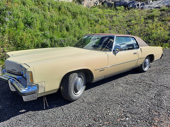 Oldsmobile Toronado 2 of 30
