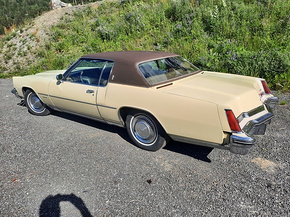 Oldsmobile Toronado 6 of 30