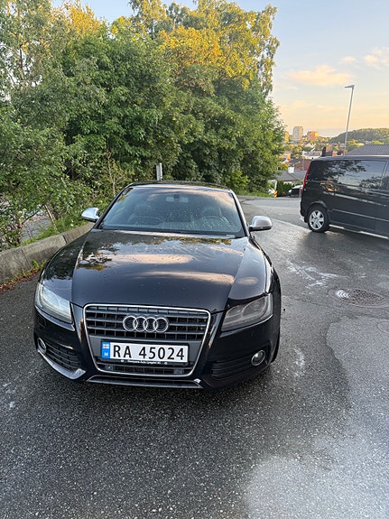 Audi A5 2 of 5
