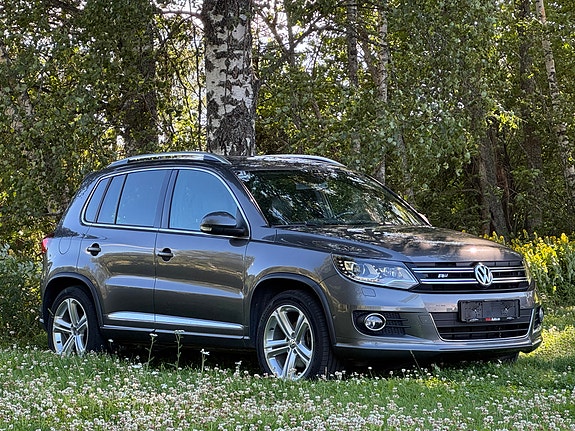 Volkswagen Tiguan 2 of 5